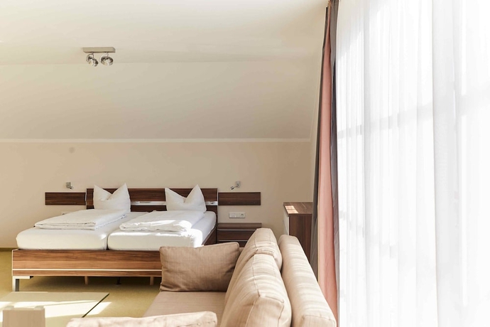 Imagen de la habitación del Hotel Erber. Foto 18