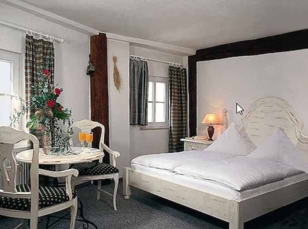 Imagen de la habitación del Hotel Erbgericht Krippen. Foto 6