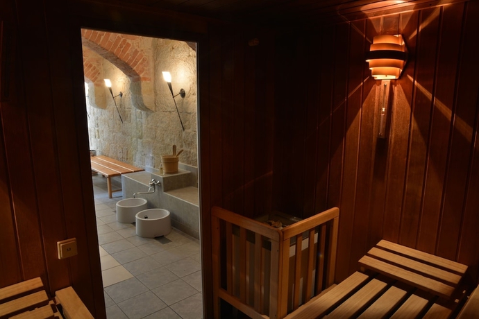 Imagen de la piscina del Hotel Erbgericht Krippen. Foto 19
