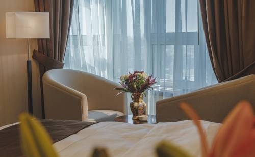 Imagen de la habitación del Hotel Erbil International. Foto 4