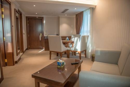 Imagen de la habitación del Hotel Erbil International. Foto 8