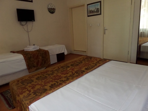 Imagen de la habitación del Hotel Ercan Inn. Foto 3