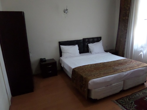 Imagen de la habitación del Hotel Ercan Inn. Foto 8