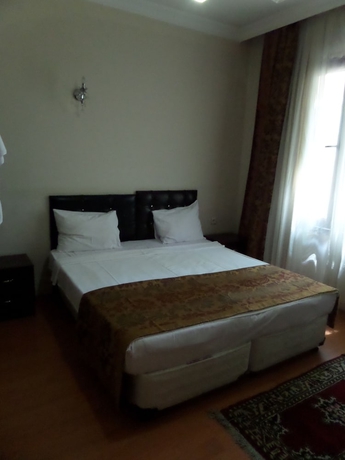 Imagen de la habitación del Hotel Ercan Inn. Foto 12