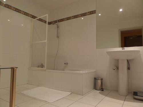 Imagen de la habitación del Hotel Erckmann Chatrian. Foto 3