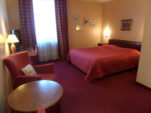 Imagen de la habitación del Hotel Erckmann Chatrian. Foto 6