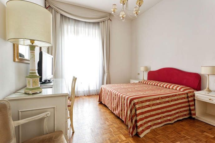 Imagen de la habitación del Hotel Ercolini E Savi. Foto 8