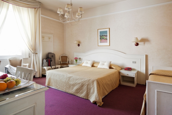 Imagen de la habitación del Hotel Ercolini E Savi. Foto 10