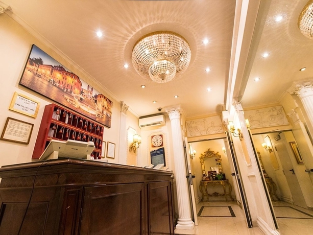 Imagen de los interiores del Hotel Erdarelli. Foto 17