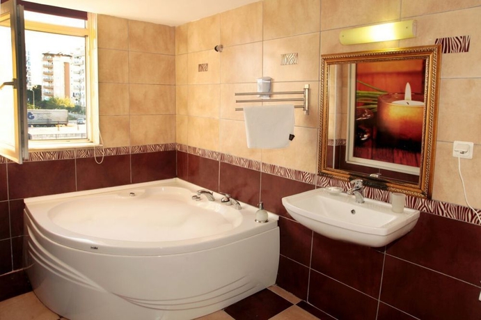 Imagen de la habitación del Hotel Erdem. Foto 15