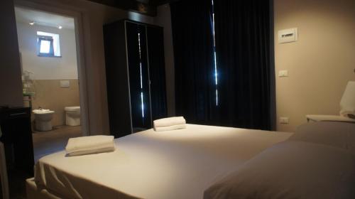 Imagen de la habitación del Hotel Eremo. Foto 9