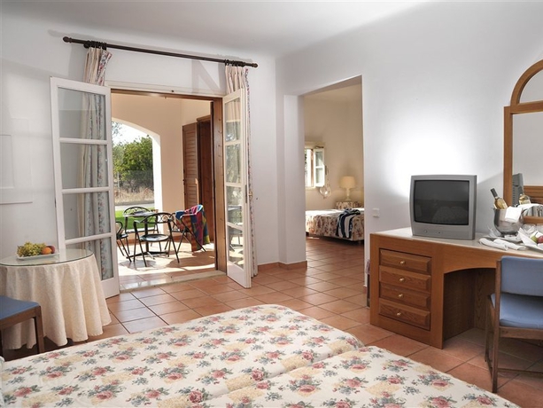 Imagen general del Hotel Eretria & Spa Resort. Foto 2