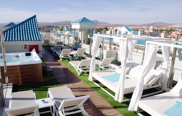 Imagen de los exteriores del Hotel Ereza Mar- Adults Only. Foto 11