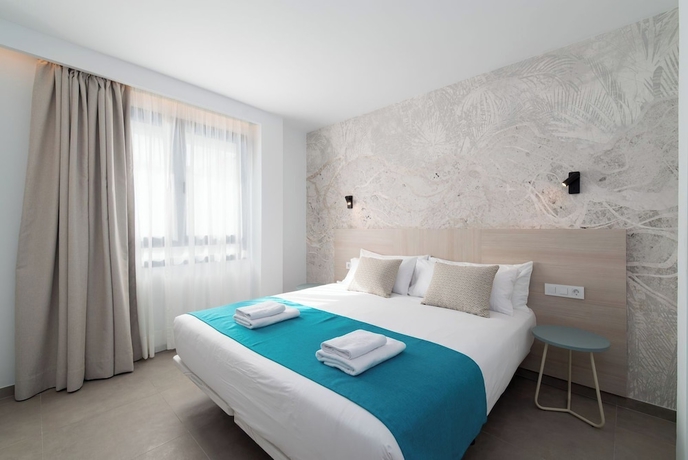 Imagen de la habitación del Hotel Ereza Suites. Foto 2