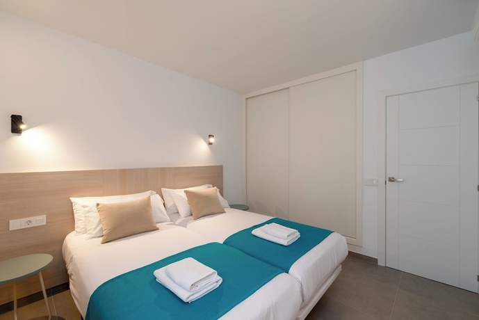 Imagen de la habitación del Hotel Ereza Suites. Foto 9