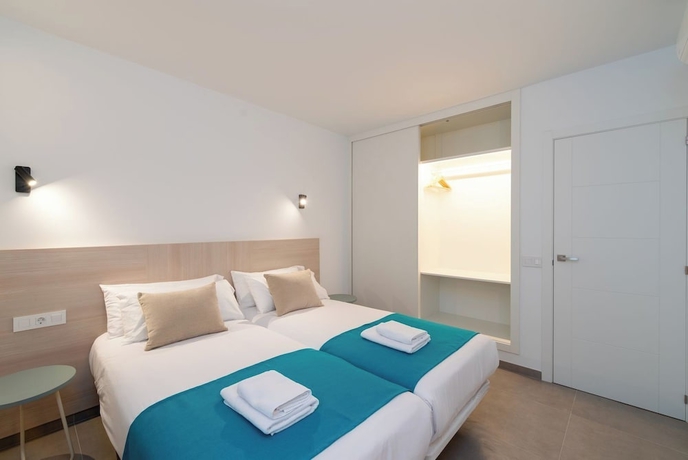 Imagen de la habitación del Hotel Ereza Suites. Foto 10