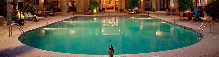 Imagen de la piscina del Hotel Erfoud Le Riad. Foto 15
