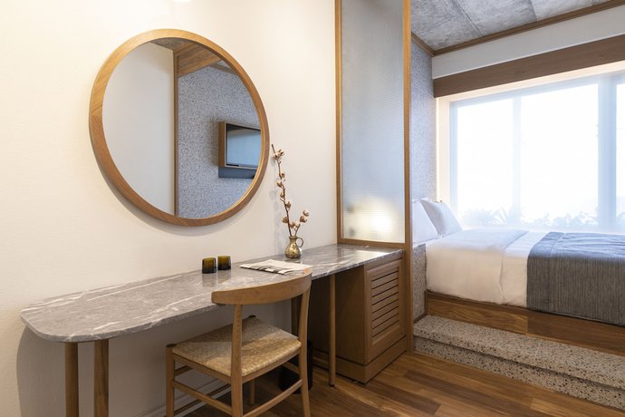 Imagen de la habitación del Hotel Ergon House Athens. Foto 14