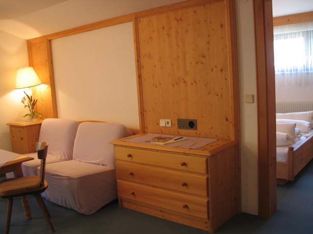 Imagen de la habitación del Hotel Erhart. Foto 5