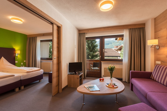 Imagen de los interiores del Hotel Erhart. Foto 13