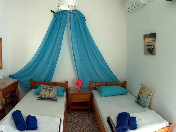 Imagen de la habitación del Hotel Eri Studios. Foto 2
