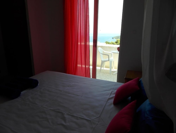 Imagen de la habitación del Hotel Eri Studios. Foto 6