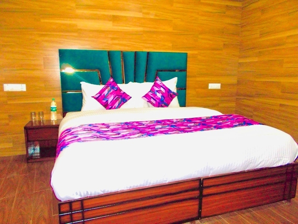 Imagen de la habitación del Hotel Erica Hills Resort Kasauli. Foto 8