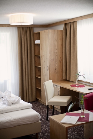 Imagen de la habitación del Hotel Erika. Foto 6