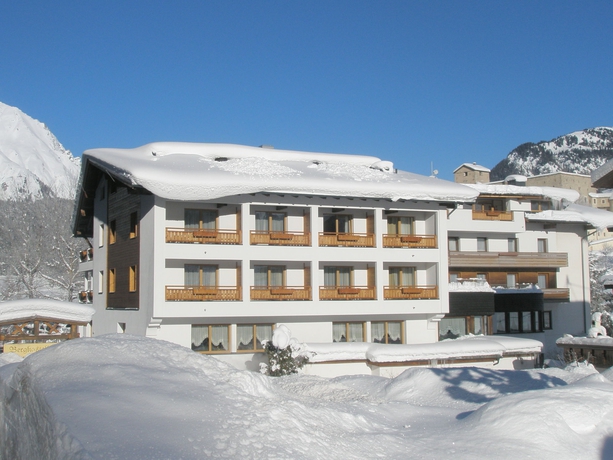 Imagen de los exteriores del Hotel Erika, Nauders . Foto 9