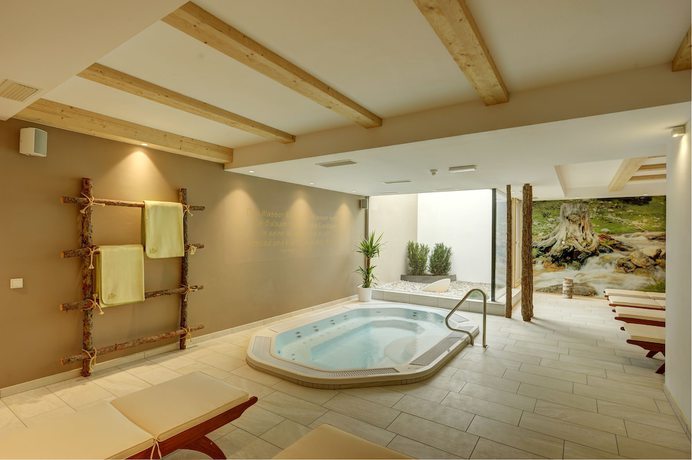 Imagen de la piscina del Hotel Erika, Schmieden - Ferrara. Foto 18