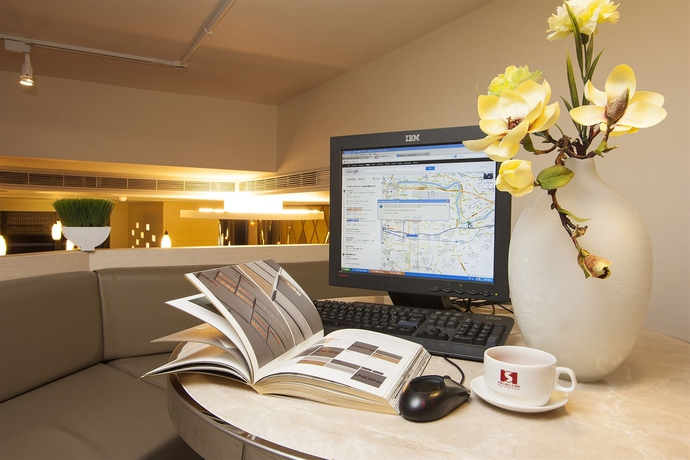 Imagen de los interiores del Hotel Erin. Foto 14