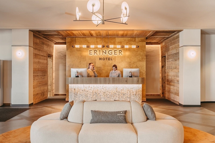 Imagen de los interiores del Hotel Eringer. Foto 19