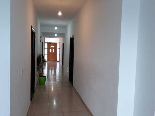 Imagen de los interiores del Hotel Erjoni. Foto 19