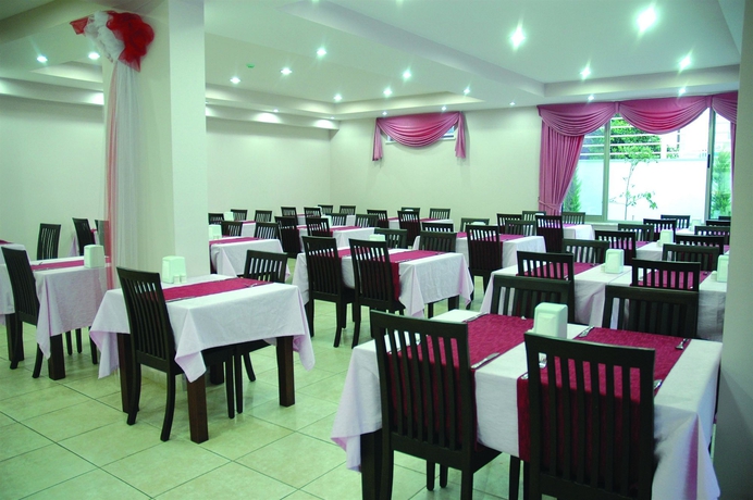 Imagen del bar/restaurante del Hotel Erkal Resort. Foto 3
