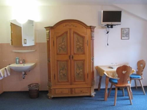 Imagen de la habitación del Hotel Erlebnislandgasthof Neiderhell. Foto 7