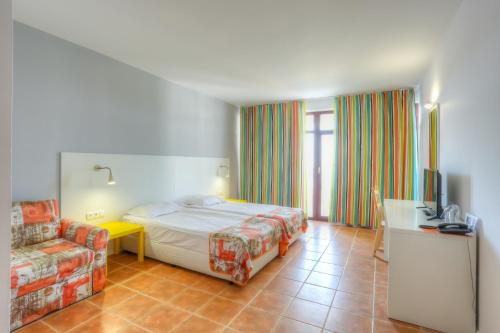 Imagen de la habitación del Hotel Erma. Foto 16