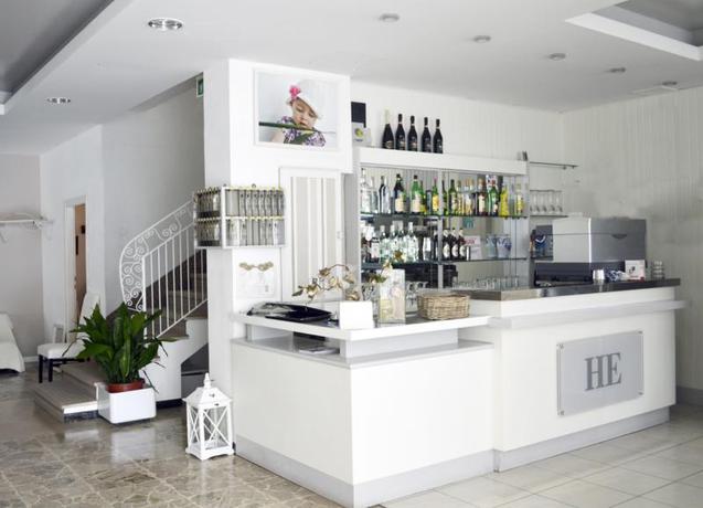 Imagen del bar/restaurante del Hotel Ermeti Bandb and Brunch. Foto 2