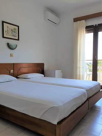 Imagen de la habitación del Hotel Ermioni, Sitonia. Foto 5