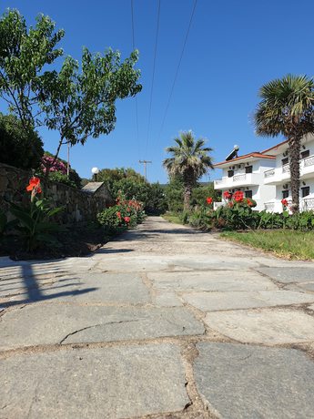 Imagen de los exteriores del Hotel Ermioni, Sitonia. Foto 19