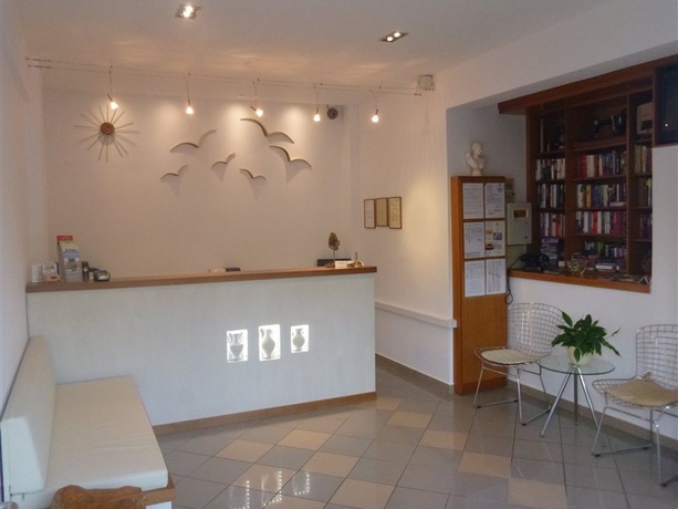 Imagen general del Hotel Ermis Suites. Foto 9