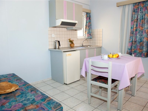 Imagen general del Hotel Ermis Suites. Foto 15