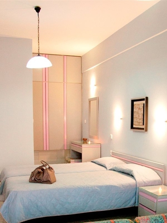 Imagen general del Hotel Ermis Suites. Foto 16