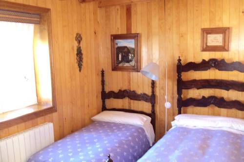 Imagen de la habitación del Hotel Ermita de Gredos. Foto 2