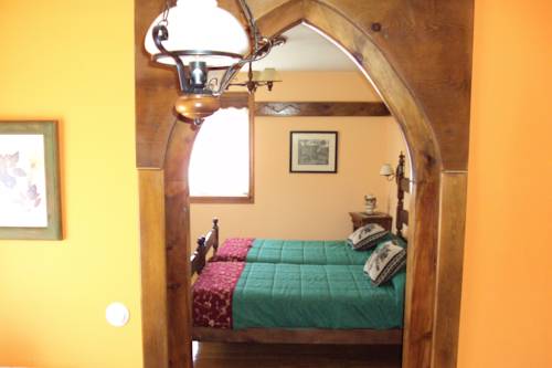 Imagen de la habitación del Hotel Ermita de Gredos. Foto 3
