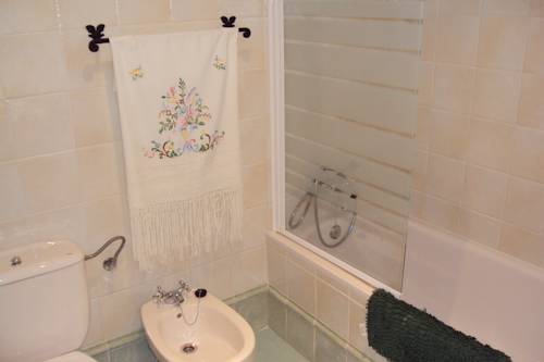 Imagen de la habitación del Hotel Ermita de Gredos. Foto 4