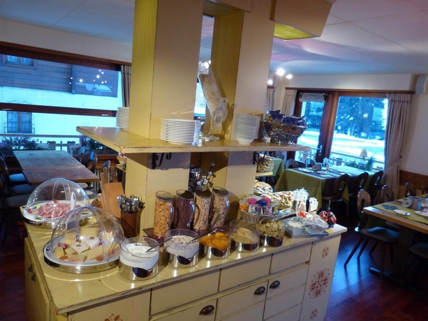 Imagen general del Hotel Ermitage, Alpes Suizos. Foto 8