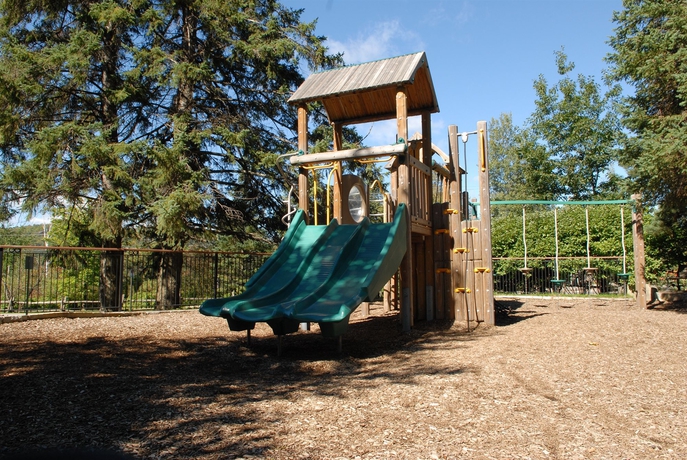 Imagen de los exteriores del Hotel Ermitage Du Lac - Les Suites Tremblant. Foto 10