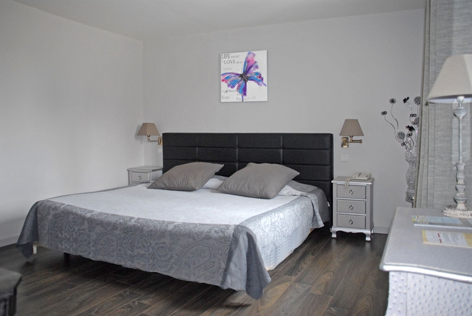 Imagen de la habitación del Hotel Ermitage, Les Angles. Foto 13