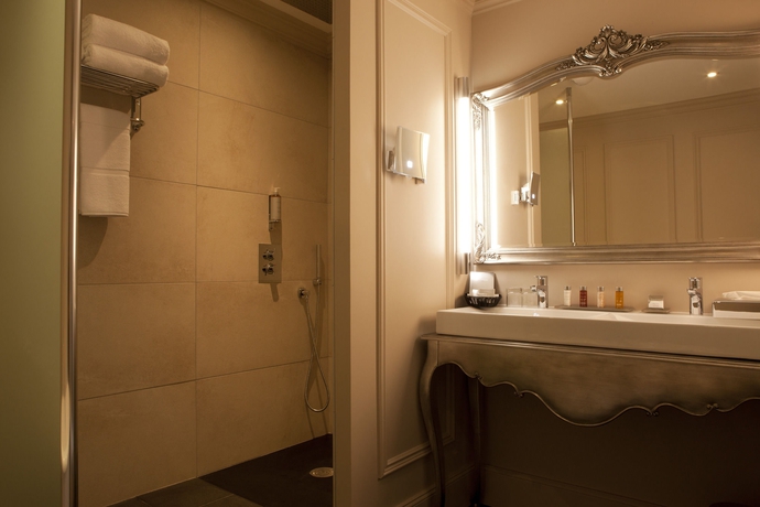 Imagen de la habitación del Hotel Ermitage Mont Saint Michel. Foto 3