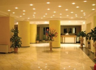 Imagen de los interiores del Hotel Ermones Golf Palace. Foto 6